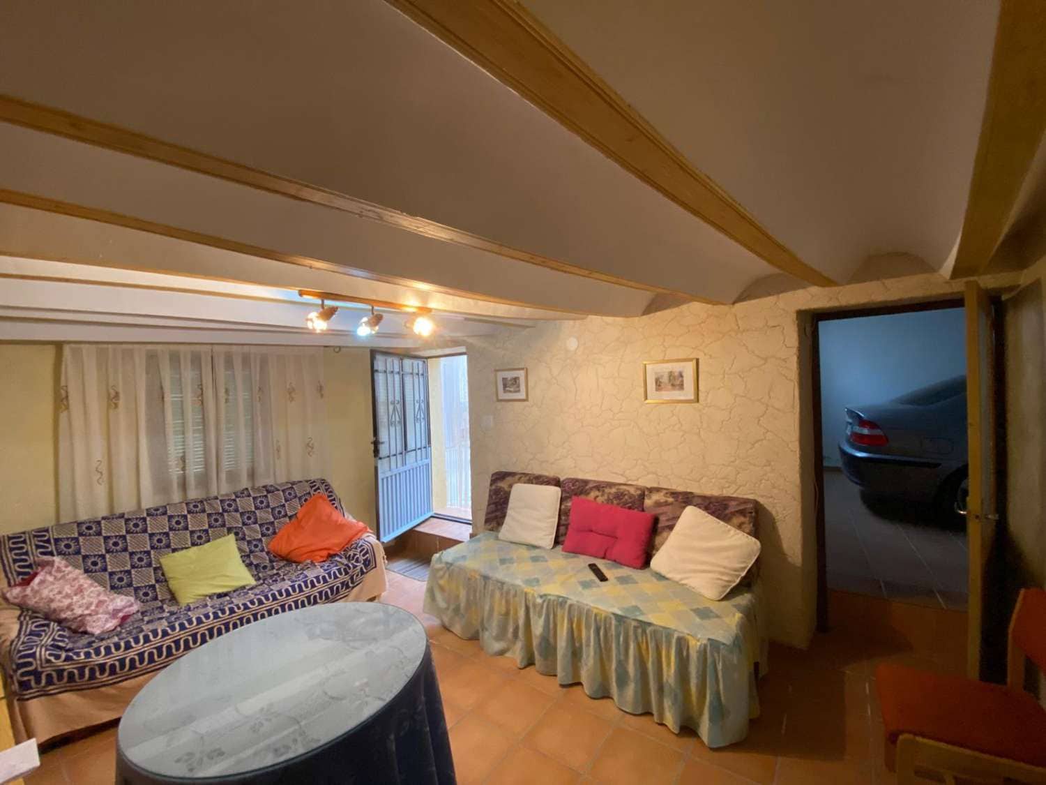 3 soveværelse Byhus til salg i Maria med garage - € 60.000 (Ref: 8406998)