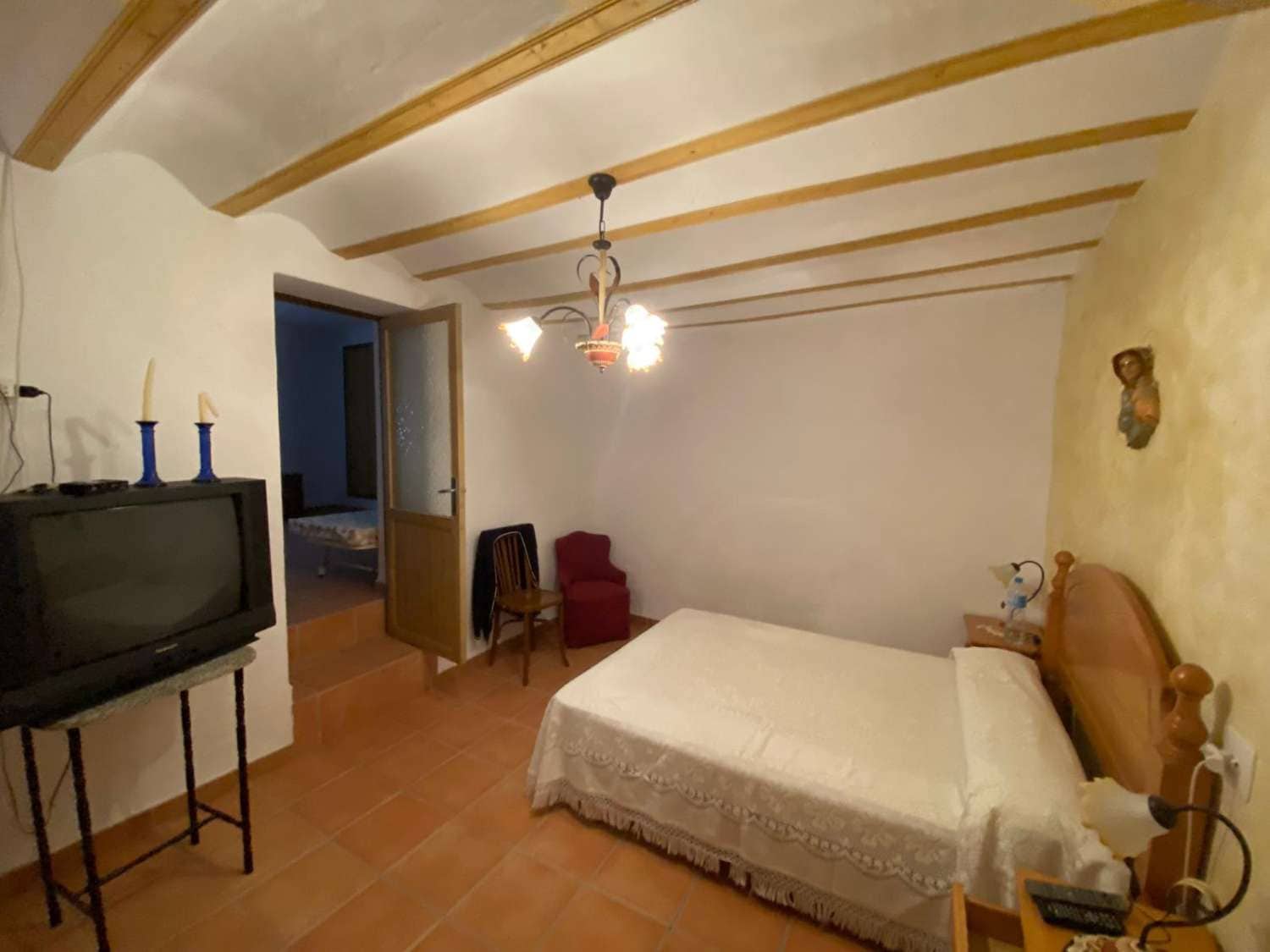 3 soveværelse Byhus til salg i Maria med garage - € 60.000 (Ref: 8406998)