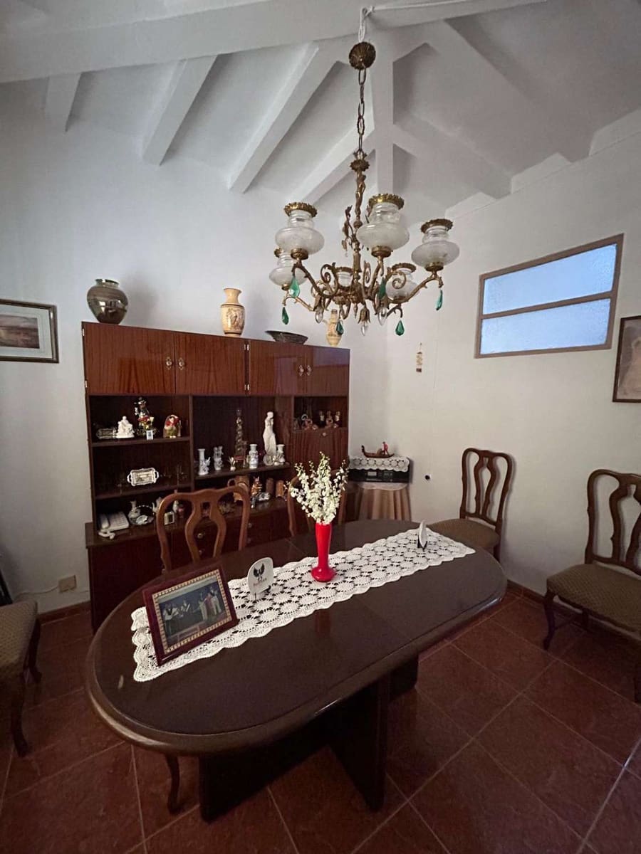 5 soverom Hus til salgs i Oria - € 80 000 (Ref: 8484464)