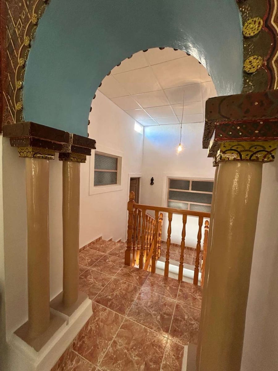 5 soverom Hus til salgs i Oria - € 80 000 (Ref: 8484464)