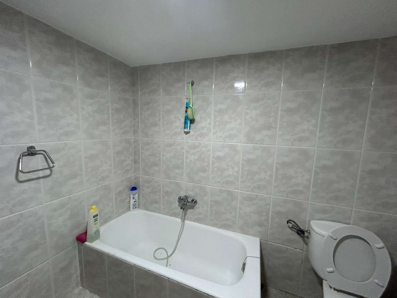 5 soverom Hus til salgs i Oria - € 80 000 (Ref: 8484464)