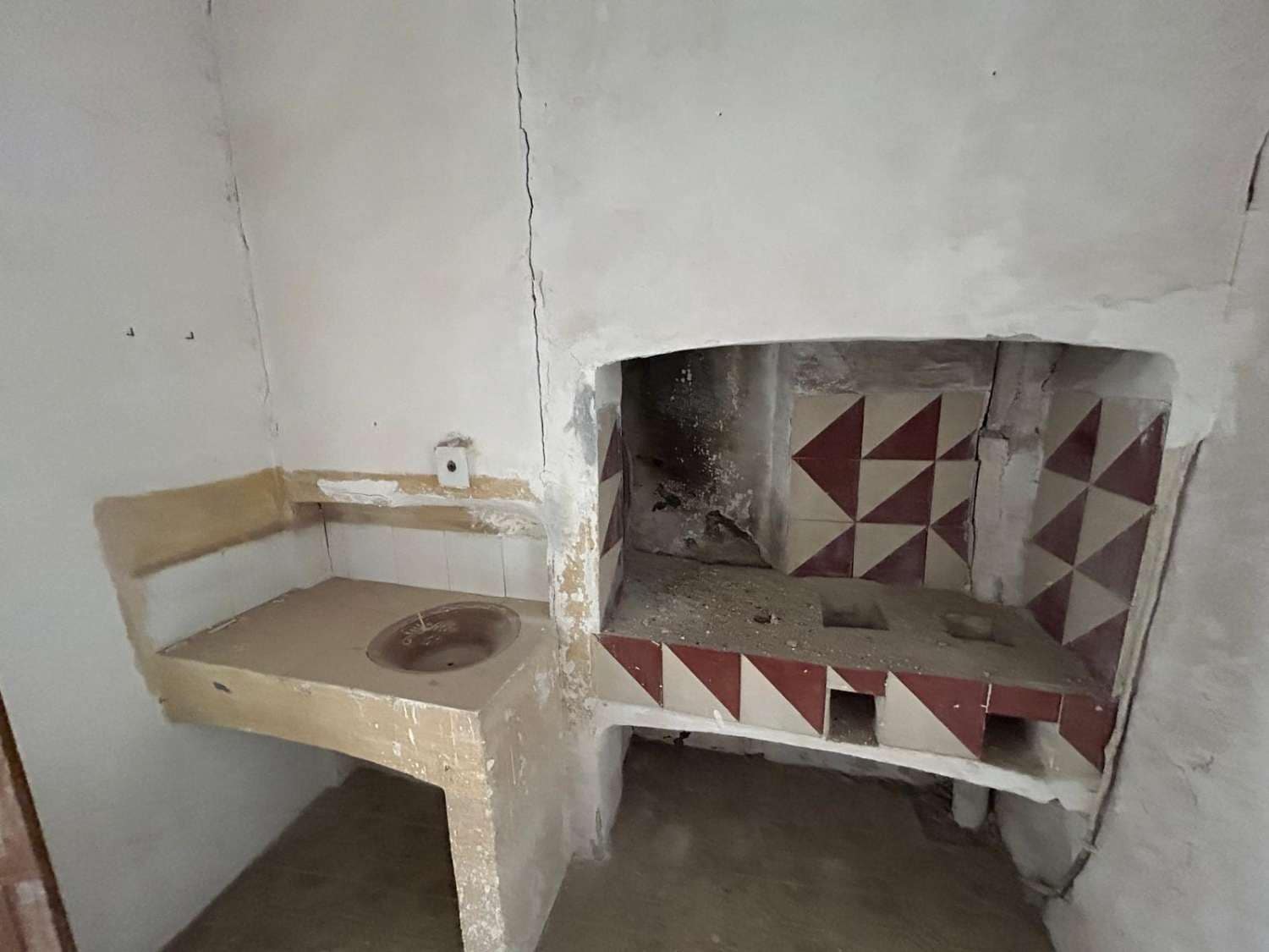 4 soveværelse Byhus til salg i Velez-Rubio - € 49.995 (Ref: 8552560)