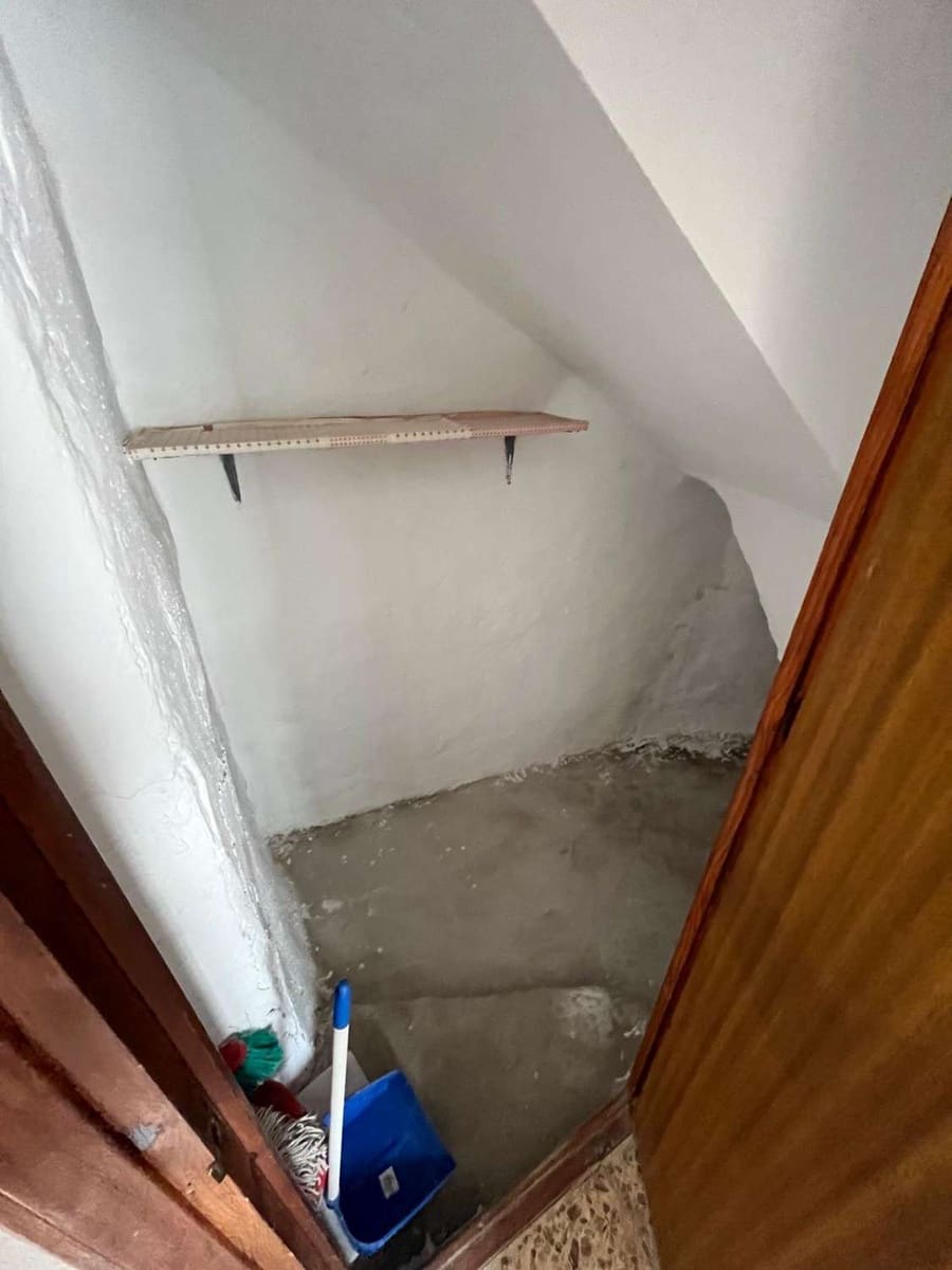 5 soveværelse Byhus til salg i Velez-Blanco - € 72.000 (Ref: 8568002)