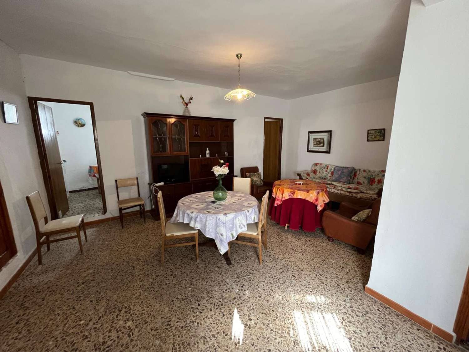 5 soveværelse Byhus til salg i Velez-Blanco - € 72.000 (Ref: 8568002)