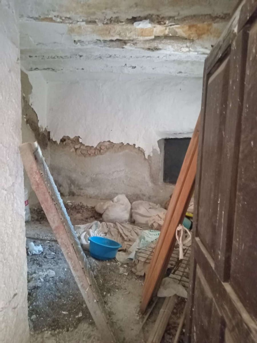 5 slaapkamer Huis te koop in Velez-Blanco - € 75.000 (Ref: 8597114)