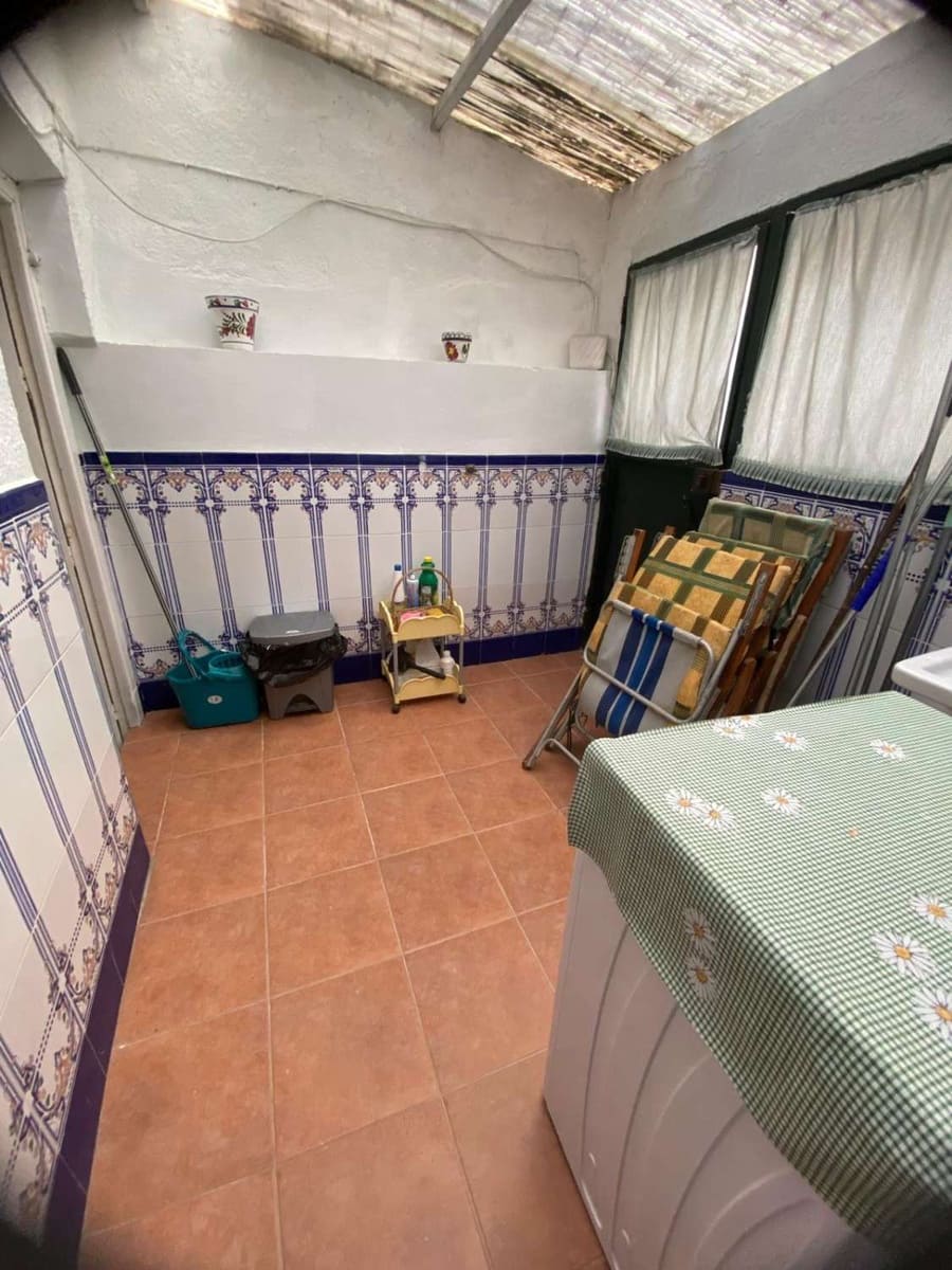 5 slaapkamer Huis te koop in Velez-Blanco - € 75.000 (Ref: 8597114)