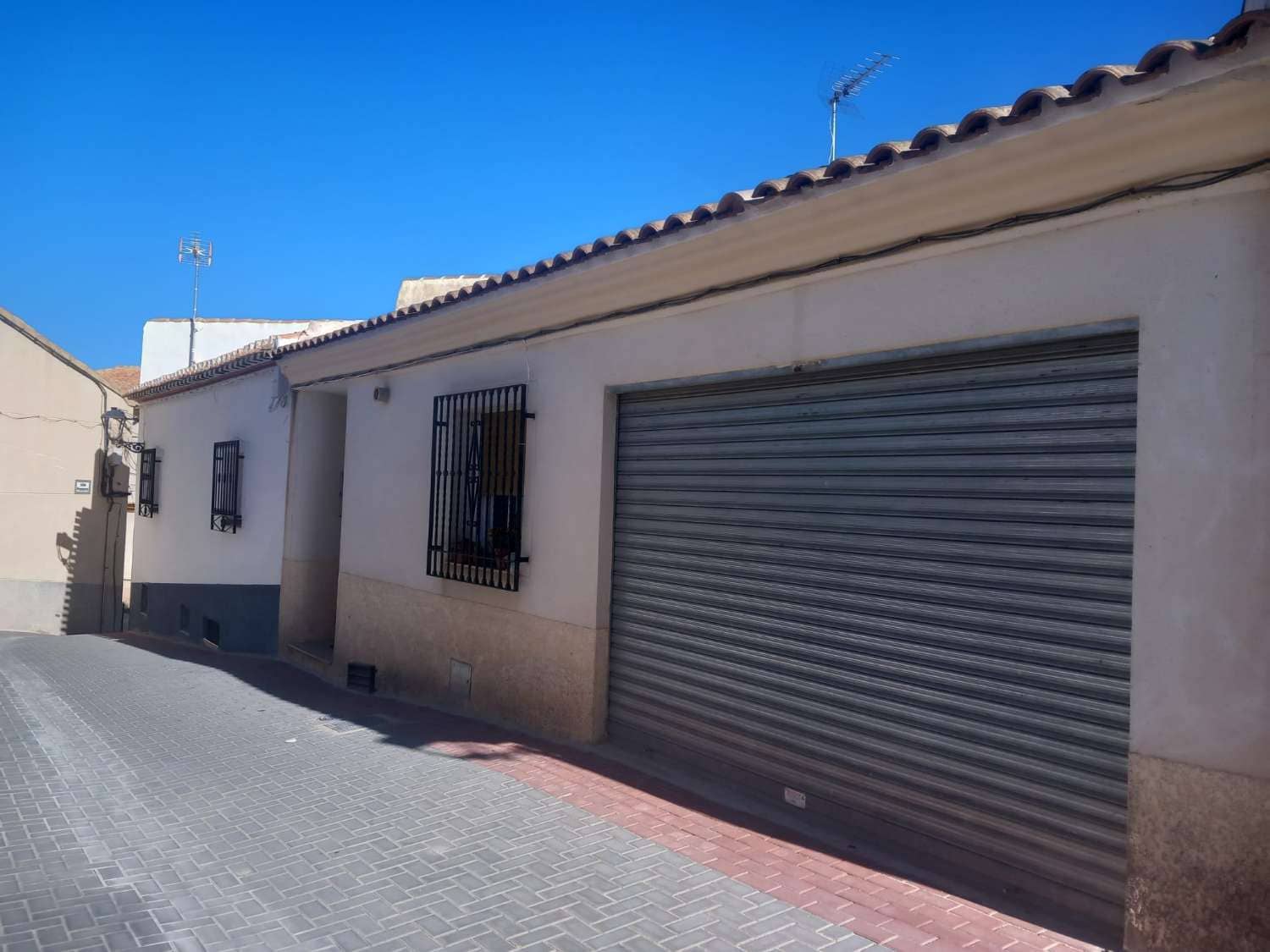 3 bedroom Townhouse for sale in Velez-Blanco - € 133,000 (Ref: 8692855)