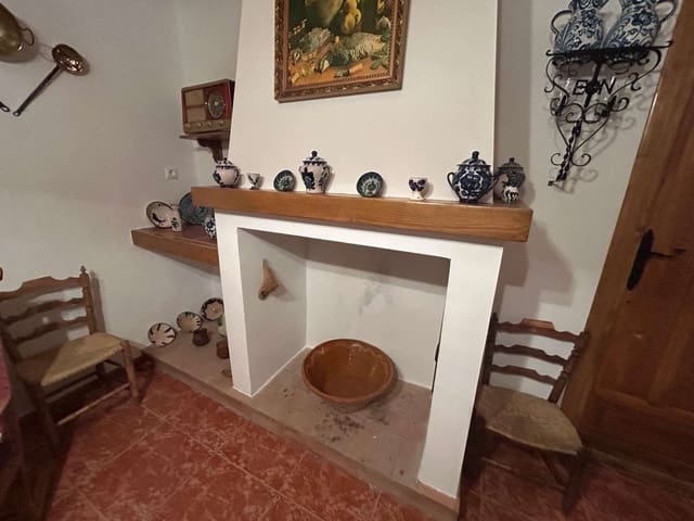 4 slaapkamer Huis te koop in Vélez-Blanco - € 90.000 (Ref: 8754122)