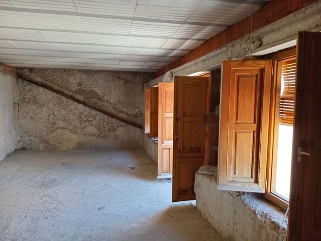 3 slaapkamer Penthouse te koop in Vélez-Blanco - € 45.000 (Ref: 8813817)