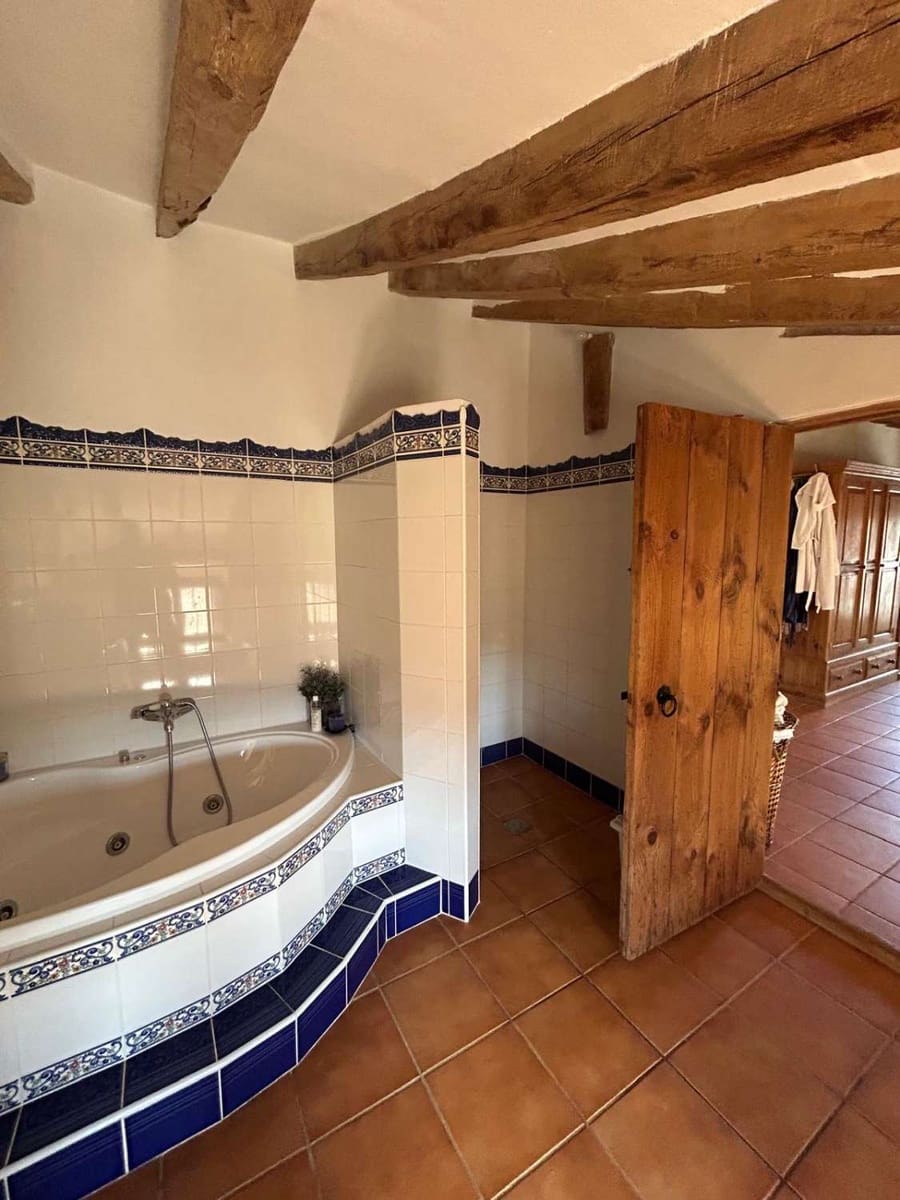 7 soverom Hus til salgs i Velez-Blanco - € 695 000 (Ref: 8814365)