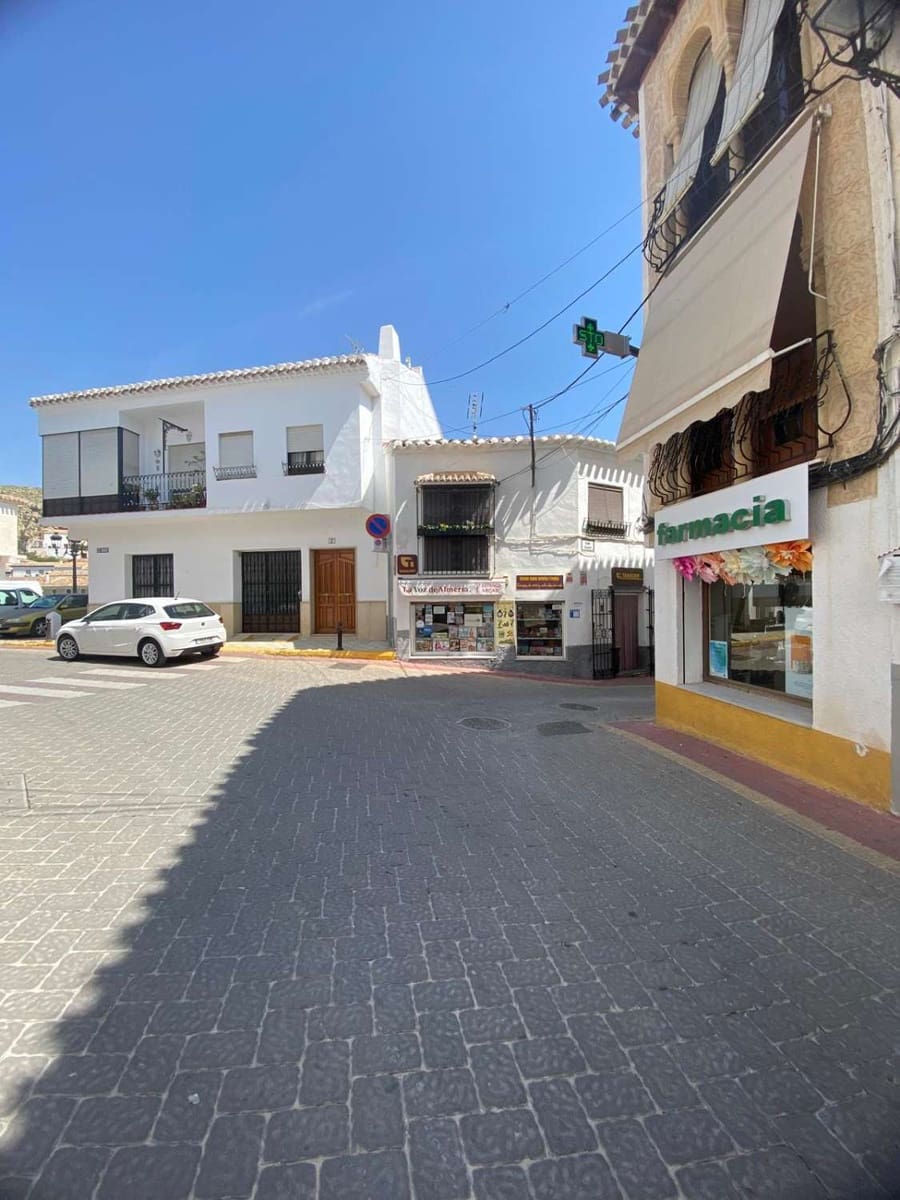 4 soveværelse Byhus til salg i Velez-Blanco - € 60.000 (Ref: 8896525)