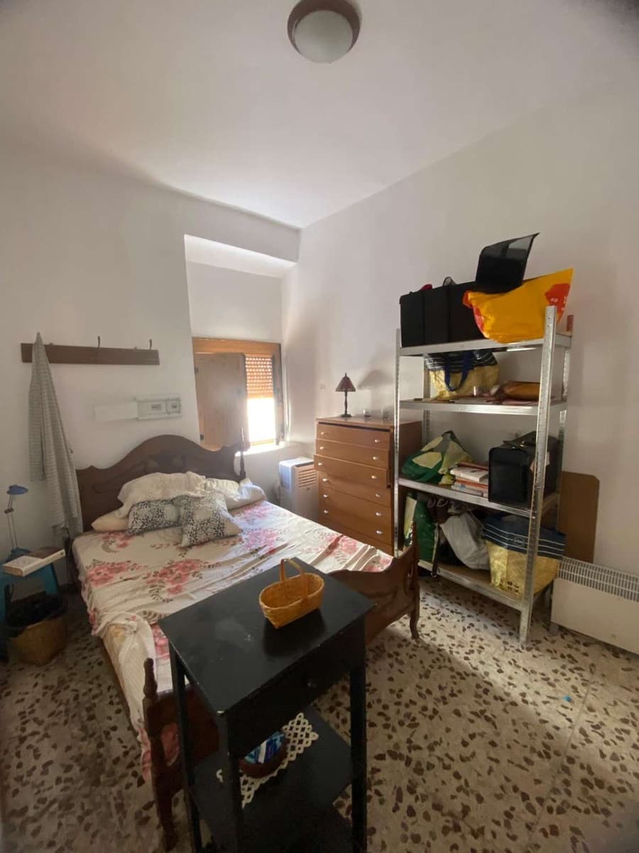 4 soveværelse Byhus til salg i Velez-Blanco - € 60.000 (Ref: 8896525)