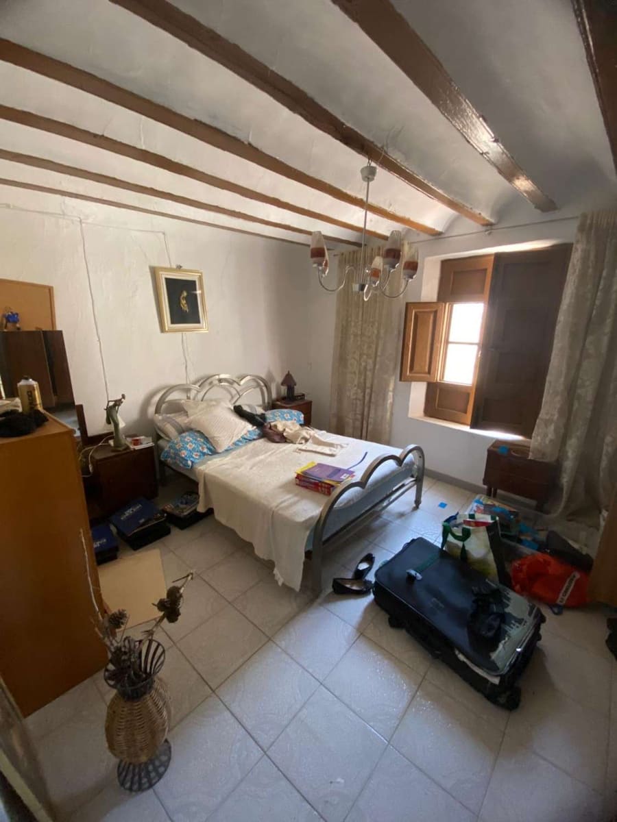 4 soveværelse Byhus til salg i Velez-Blanco - € 60.000 (Ref: 8896525)