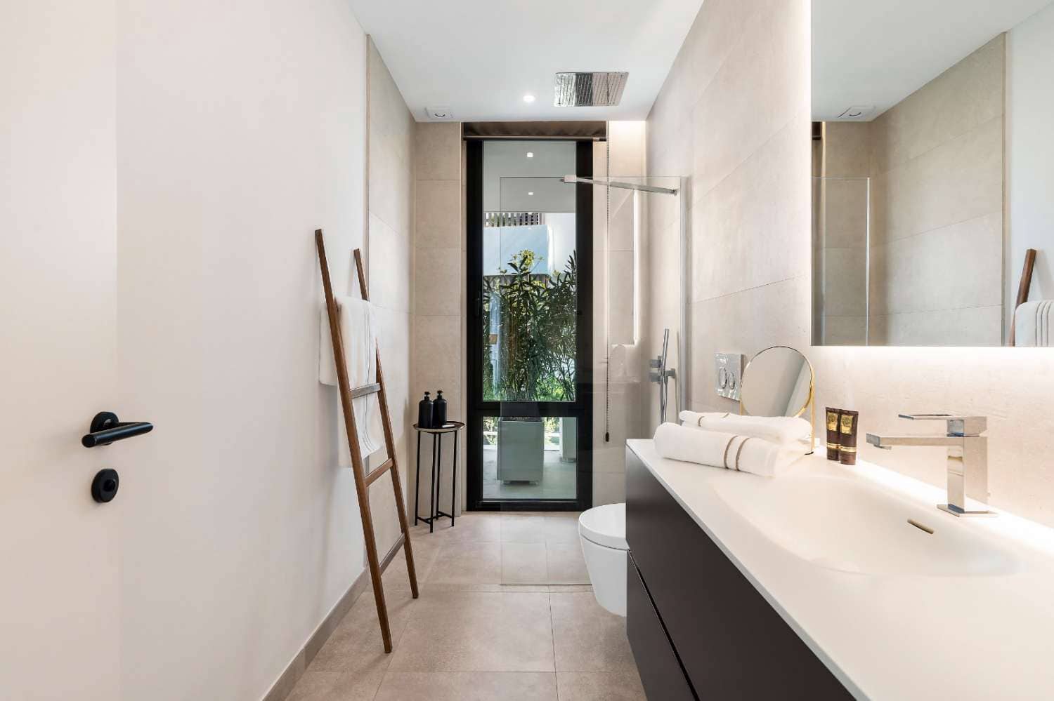 Chalet de 4 habitaciones en Marbella en venta con garaje - 3.650.000 € (Ref: 8902010)