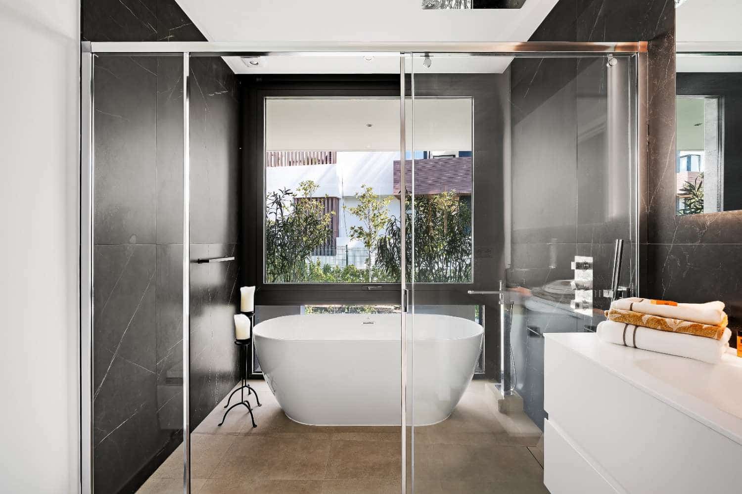 Chalet de 4 habitaciones en Marbella en venta con garaje - 3.650.000 € (Ref: 8902010)