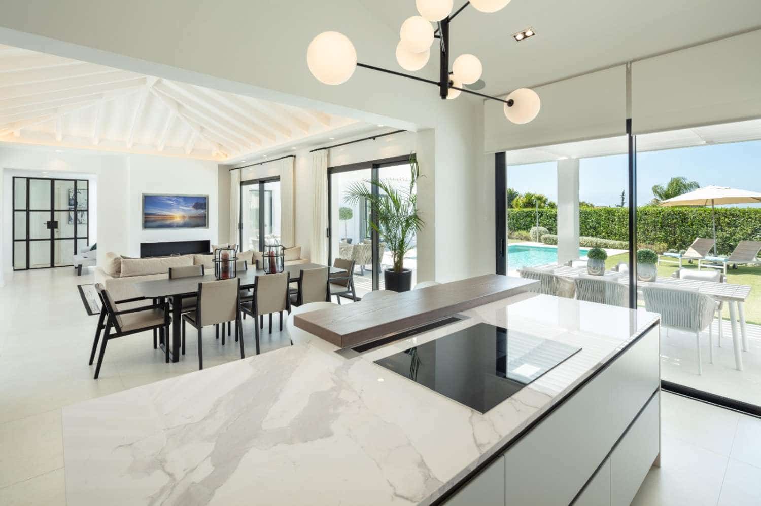 4 slaapkamer Bungalow te koop in Marbella met zwembad garage - € 3.400.000 (Ref: 8902011)