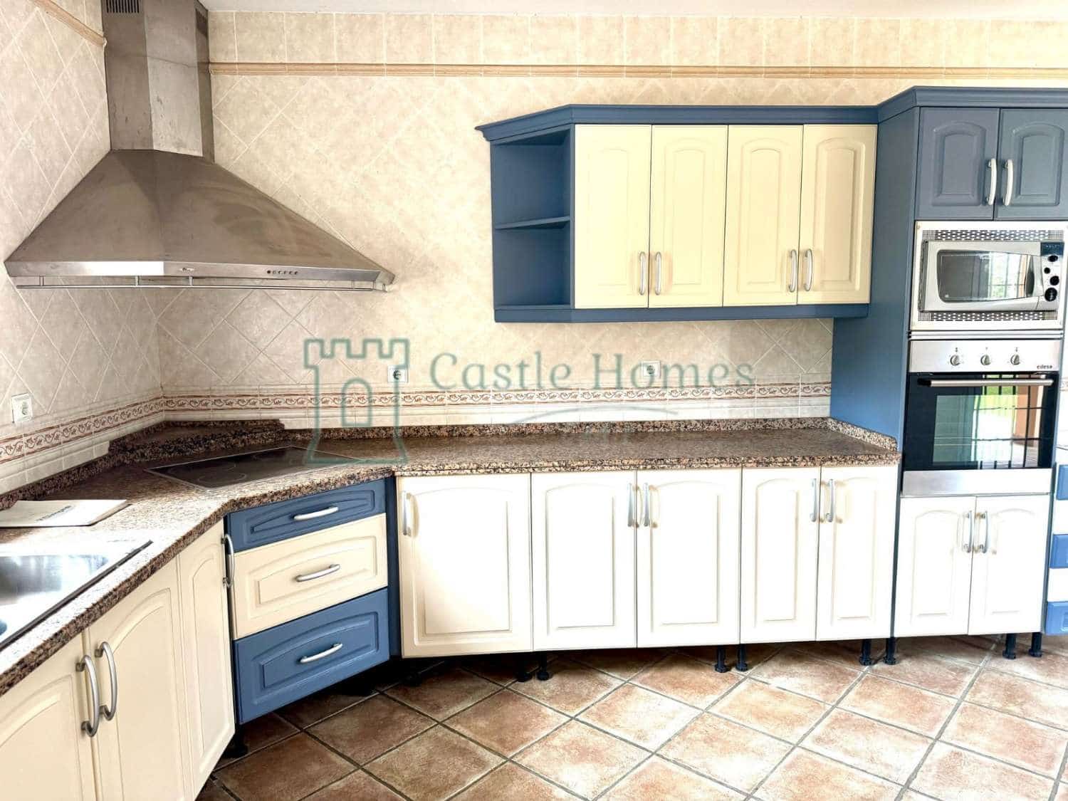 5 soveværelse Villa til salg i El Puerto de Santa Maria med swimmingpool - € 900.000 (Ref: 8905115)