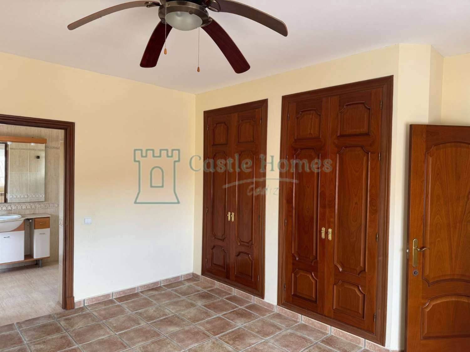 5 soveværelse Villa til salg i El Puerto de Santa Maria med swimmingpool - € 900.000 (Ref: 8905115)