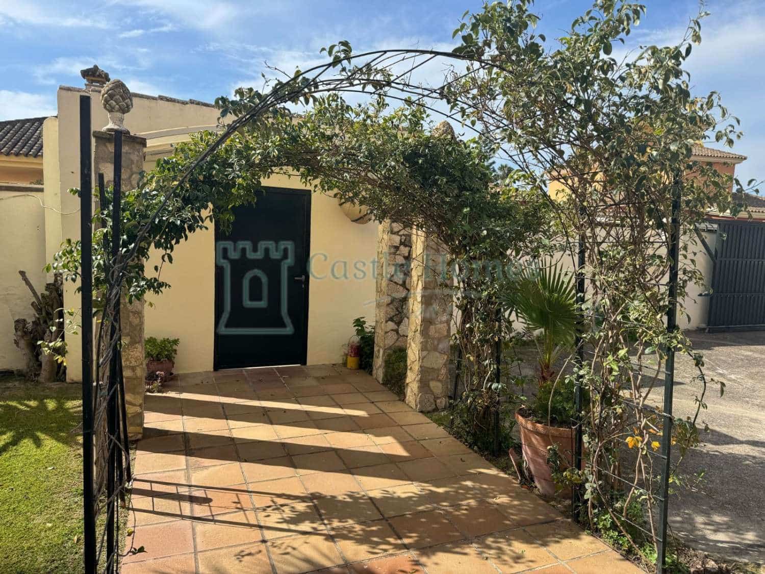 5 soveværelse Villa til salg i El Puerto de Santa Maria med swimmingpool - € 900.000 (Ref: 8905115)