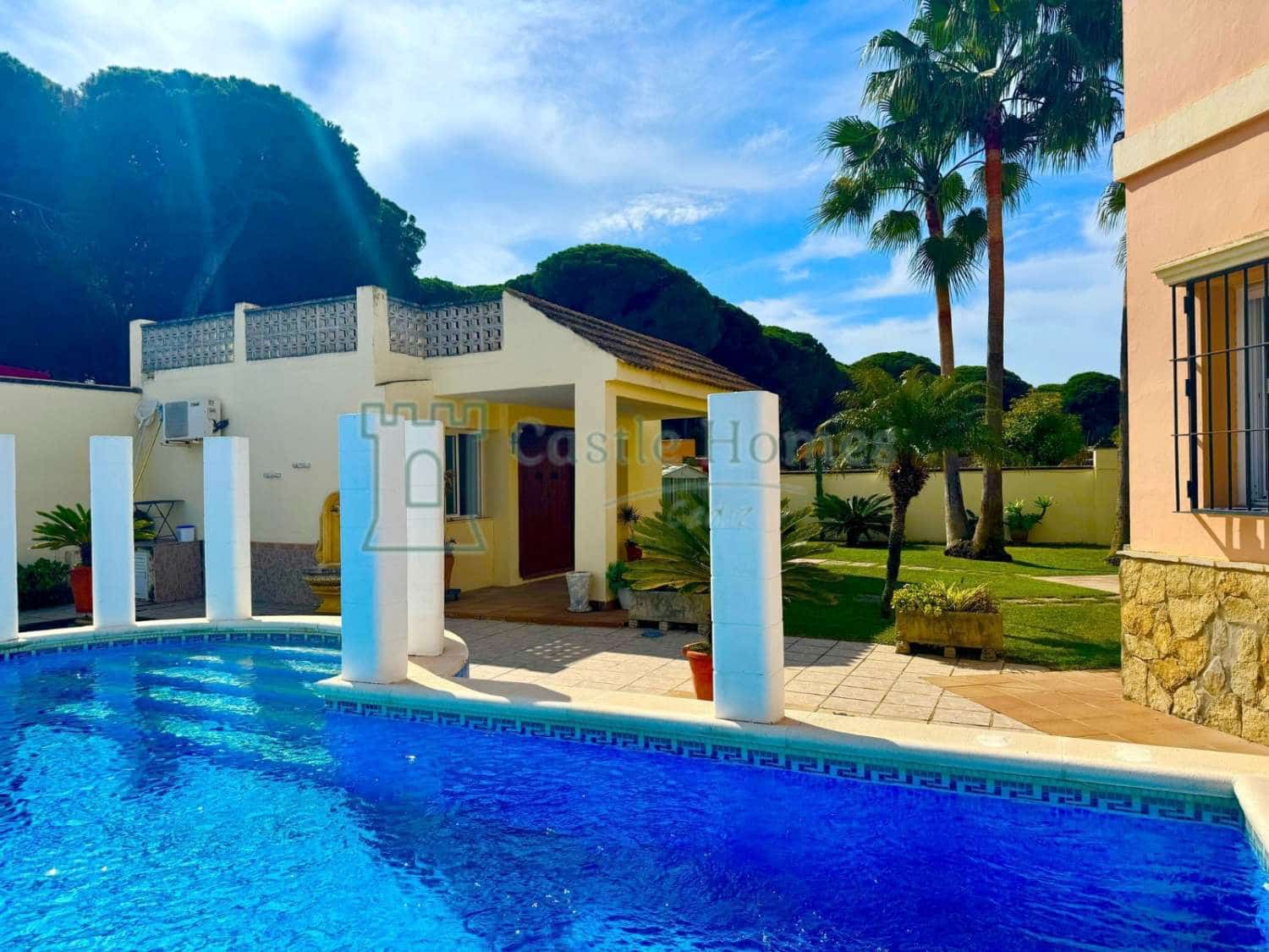 5 soveværelse Villa til salg i El Puerto de Santa Maria med swimmingpool - € 900.000 (Ref: 8905115)