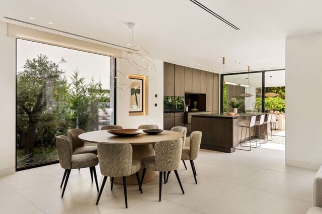 5 chambre Villa/Maison à vendre à Las Brisas, Marbella avec piscine - 5 995 000 € (Ref: 8905117)