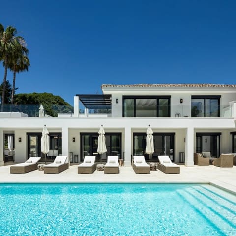 5 sypialnia Willa na sprzedaż w San Julian, Miasto Málaga z basenem - 6 950 000 € (Ref: 8917737)