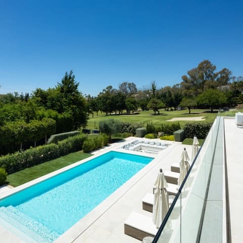 5 sypialnia Willa na sprzedaż w San Julian, Miasto Málaga z basenem - 6 950 000 € (Ref: 8917737)