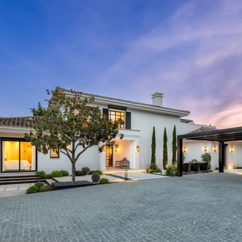 5 sypialnia Willa na sprzedaż w San Julian, Miasto Málaga z basenem - 6 950 000 € (Ref: 8917737)