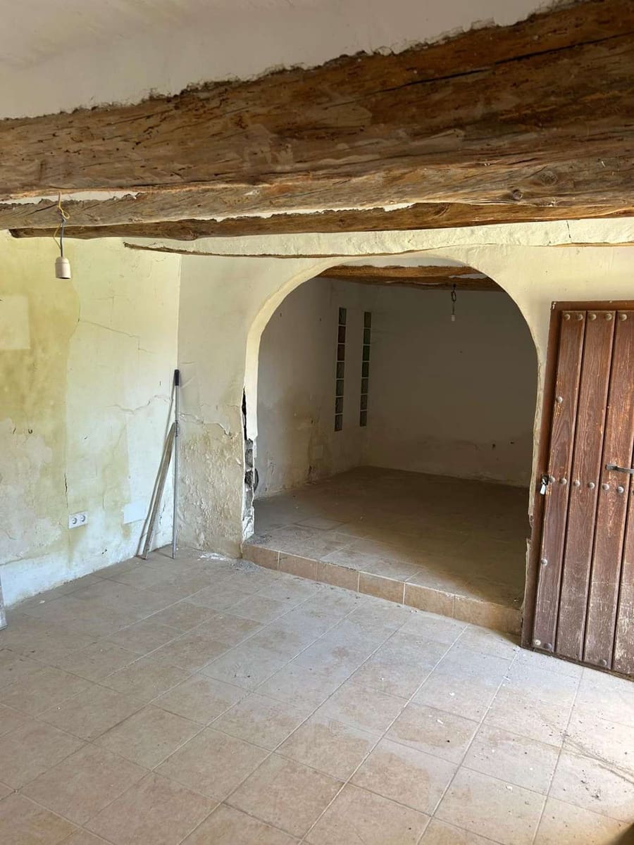 4 sovrum Semi-fristående Villa till salu i Henares - 24 995 € (Ref: 8928499)