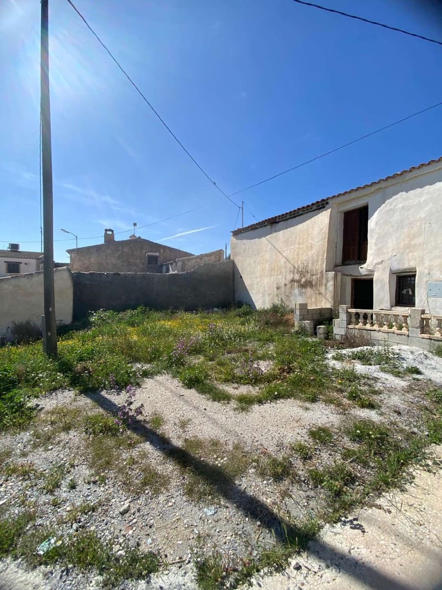 4 sovrum Semi-fristående Villa till salu i Henares - 24 995 € (Ref: 8928499)