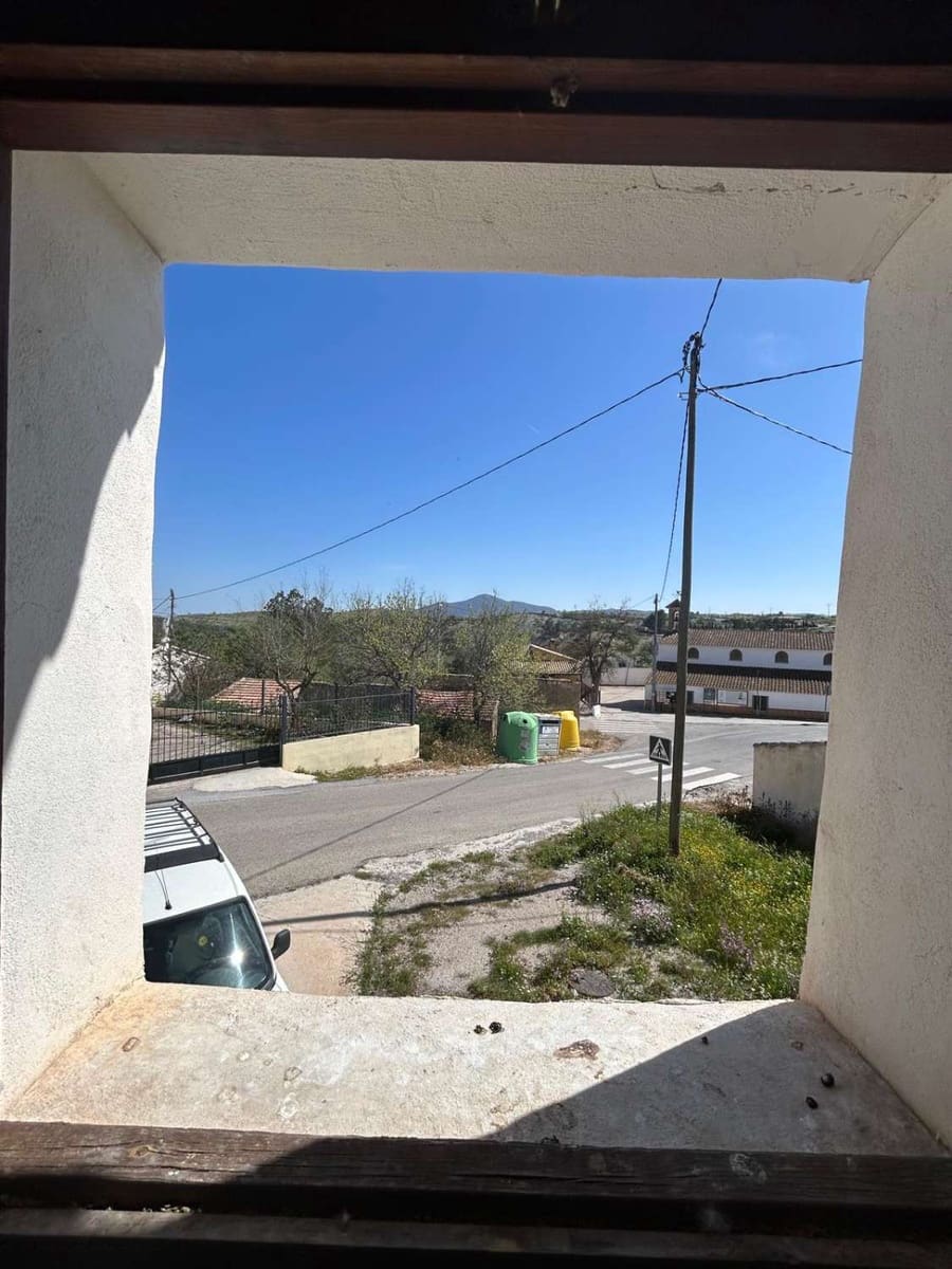 4 sovrum Semi-fristående Villa till salu i Henares - 24 995 € (Ref: 8928499)