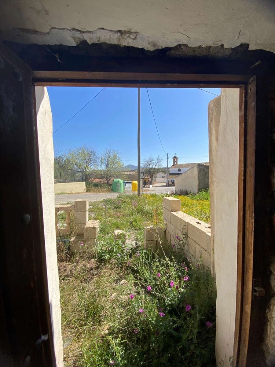 4 sovrum Semi-fristående Villa till salu i Henares - 24 995 € (Ref: 8928499)