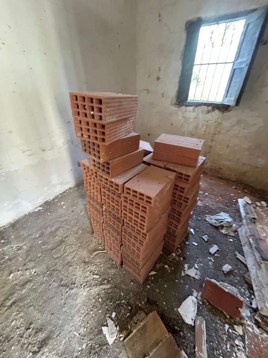 4 sovrum Semi-fristående Villa till salu i Henares - 24 995 € (Ref: 8928499)