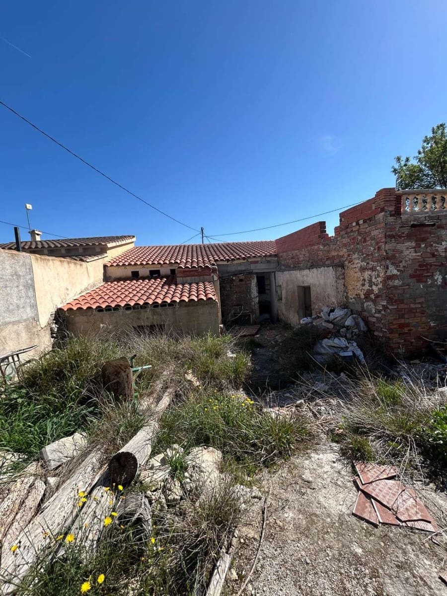 4 sovrum Semi-fristående Villa till salu i Henares - 24 995 € (Ref: 8928499)