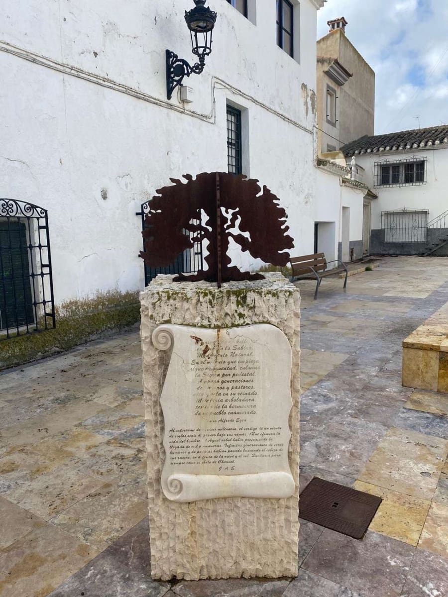 8 makuuhuone Omakotitalo myytävänä paikassa Chirivel - 180 000 € (Ref: 8950423)