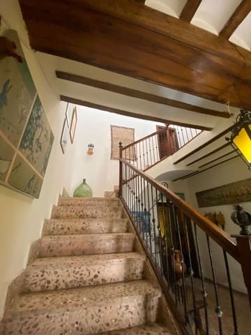 8 makuuhuone Omakotitalo myytävänä paikassa Chirivel - 180 000 € (Ref: 8950423)