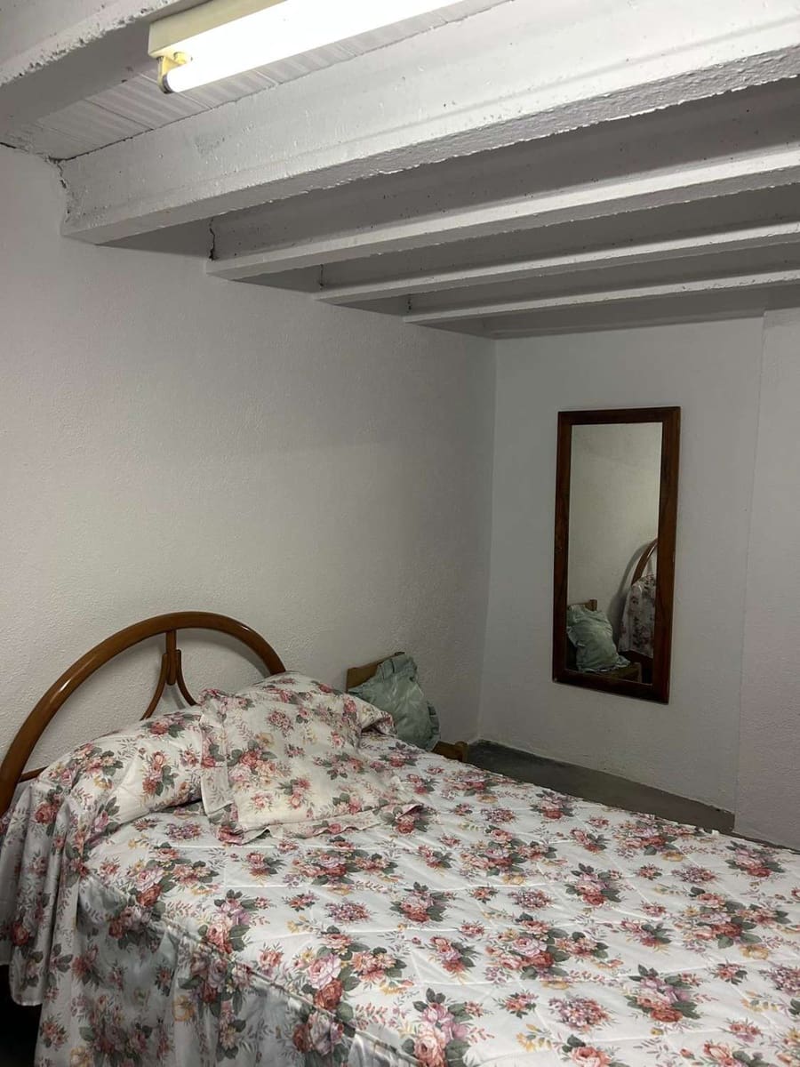 7 soveværelse Finca/Landehus til salg i Taberno med garage - € 135.000 (Ref: 8950424)