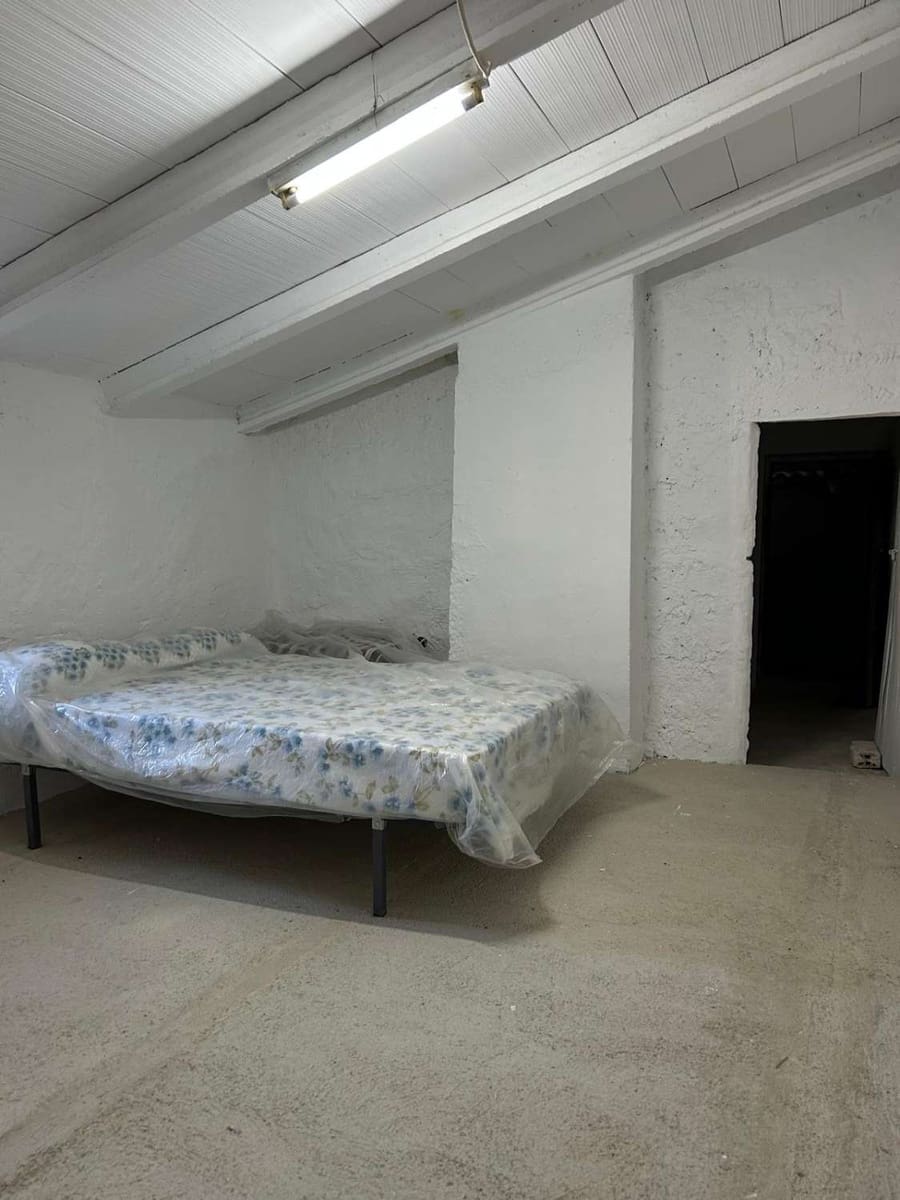 7 soveværelse Finca/Landehus til salg i Taberno med garage - € 135.000 (Ref: 8950424)