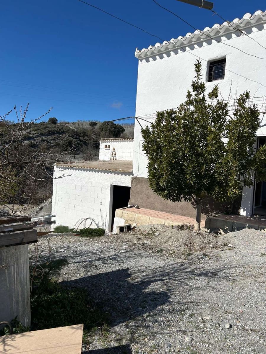 7 soveværelse Finca/Landehus til salg i Taberno med garage - € 135.000 (Ref: 8950424)