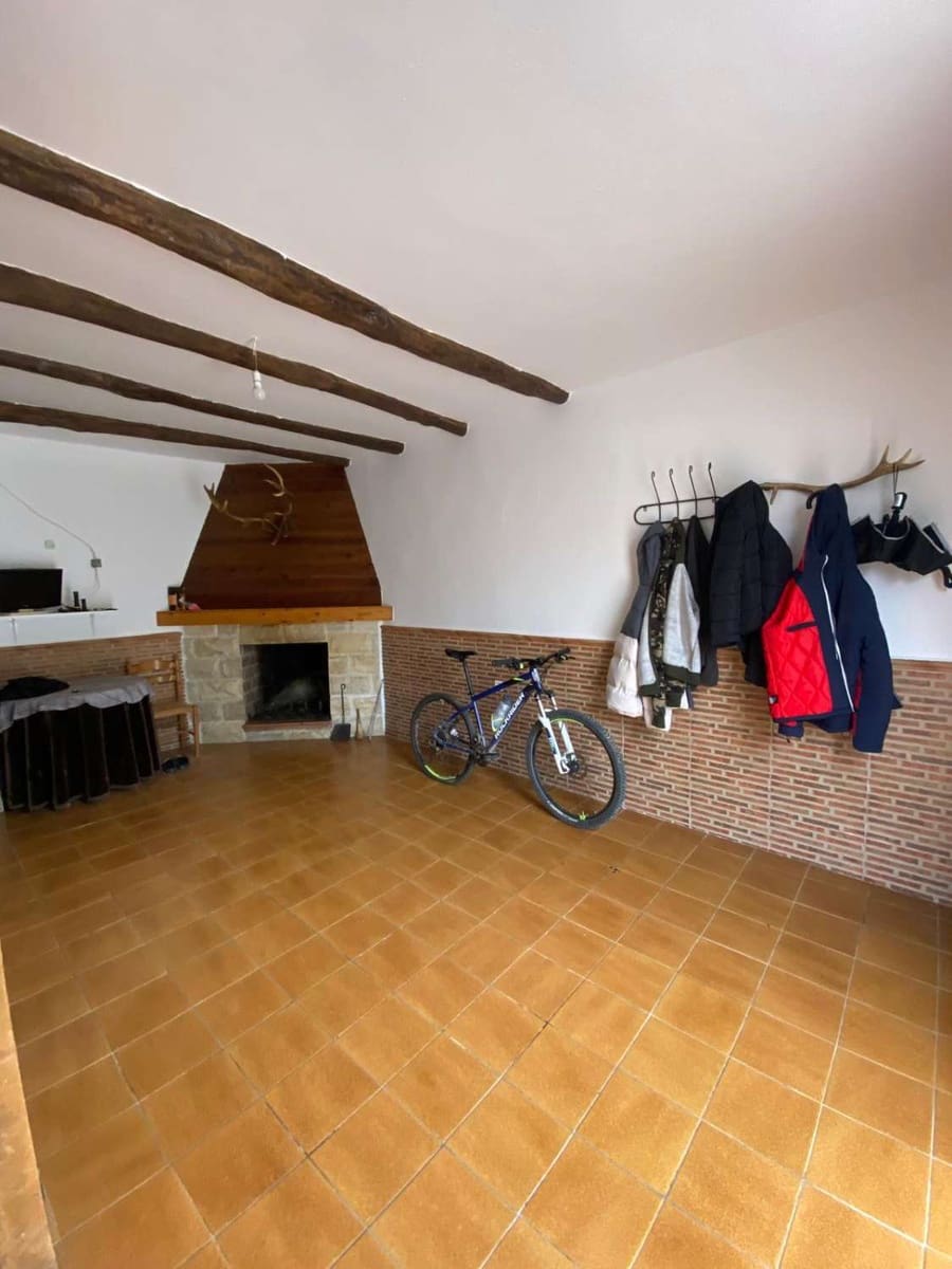 3 soverom Hus til salgs i Oria - € 85 000 (Ref: 8985773)