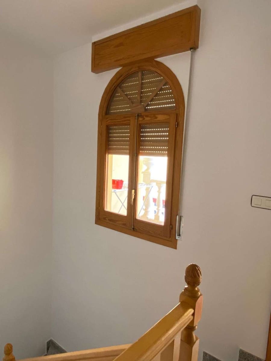 3 soverom Hus til salgs i Oria - € 85 000 (Ref: 8985773)