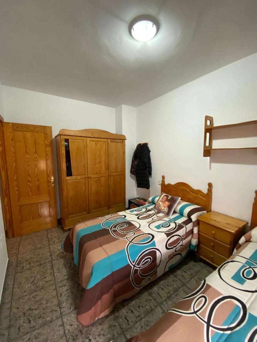 3 soverom Hus til salgs i Oria - € 85 000 (Ref: 8985773)