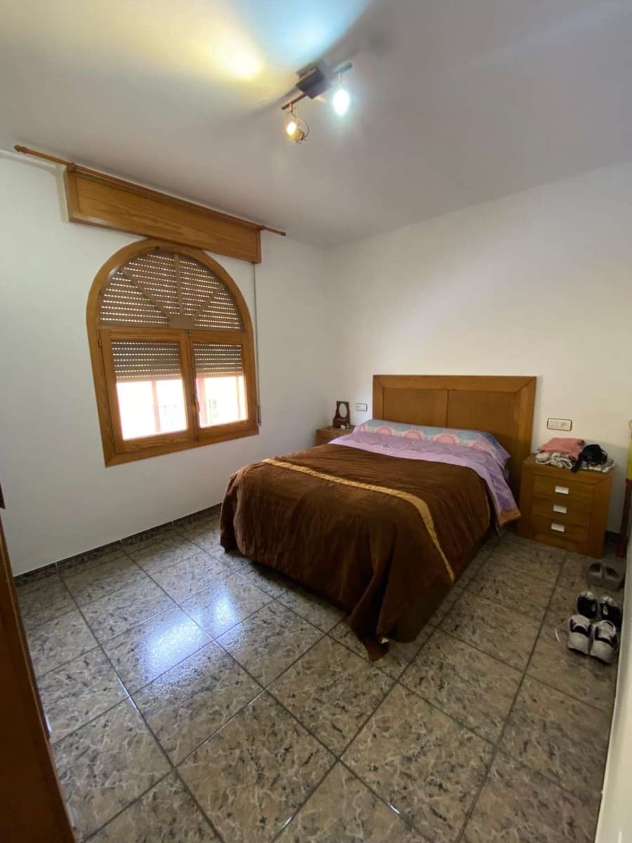 3 soverom Hus til salgs i Oria - € 85 000 (Ref: 8985773)