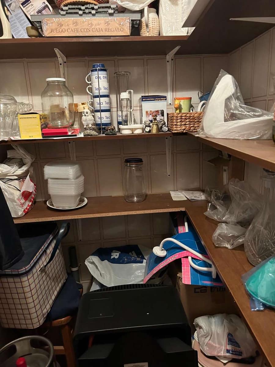 6 soveværelse Byhus til salg i Freila med garage - € 38.000 (Ref: 8992577)