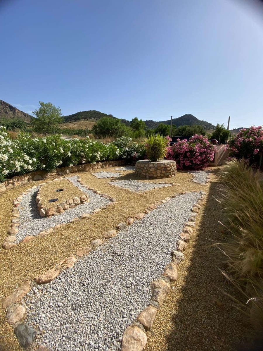 5 bedroom Villa for sale in Oria - € 219,999 (Ref: 9095134)