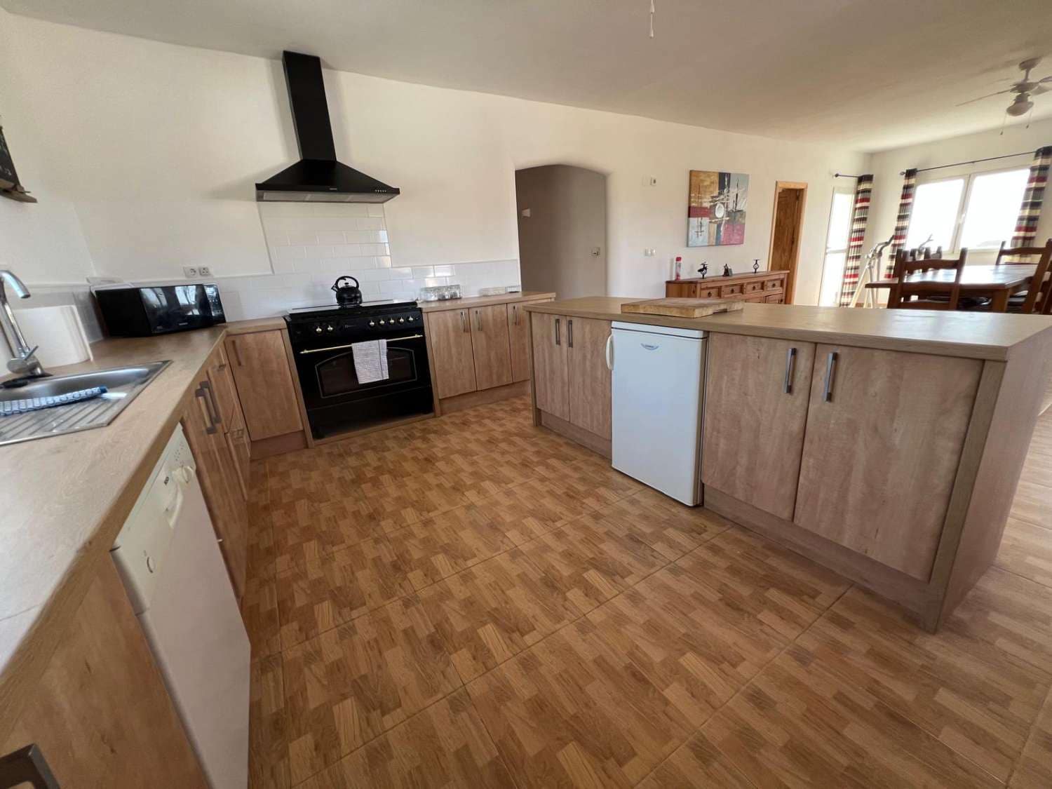 5 bedroom Villa for sale in Oria - € 219,999 (Ref: 9095134)