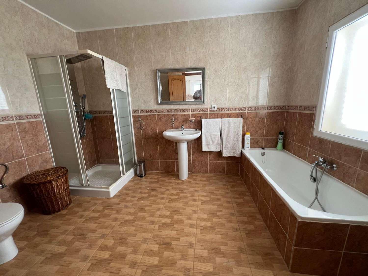 5 bedroom Villa for sale in Oria - € 219,999 (Ref: 9095134)