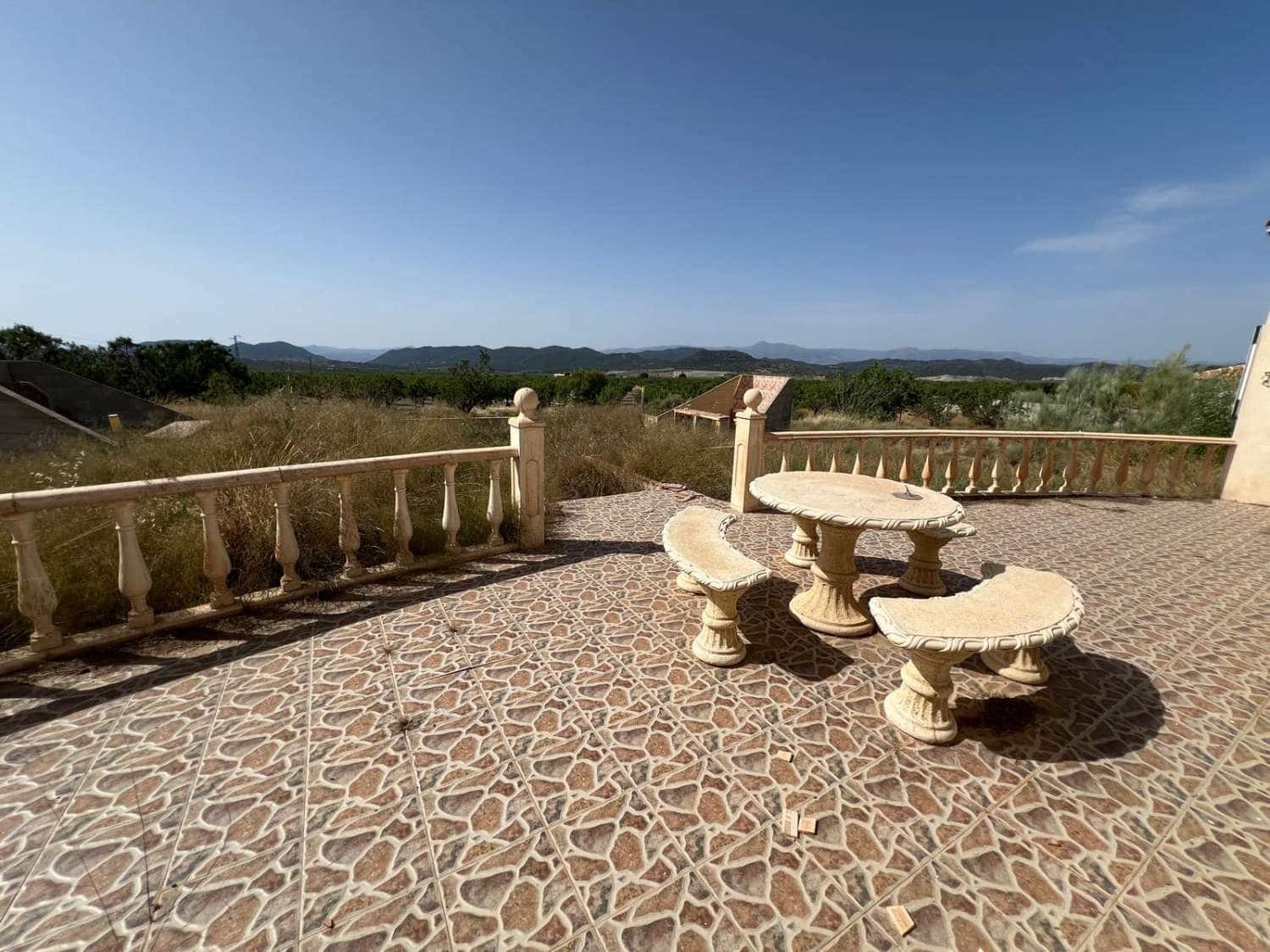 5 bedroom Villa for sale in Oria - € 219,999 (Ref: 9095134)