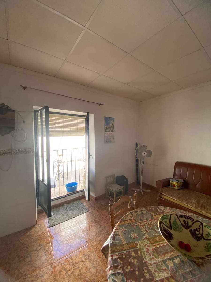 3 soveværelse Rækkehus til salg i Velez-Blanco med garage - € 63.000 (Ref: 9134107)