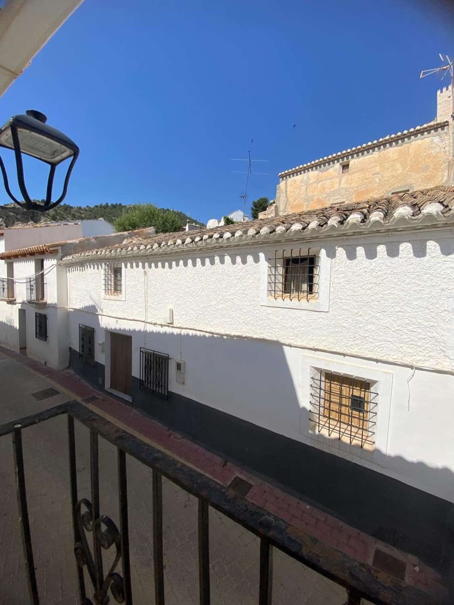 3 soveværelse Rækkehus til salg i Velez-Blanco med garage - € 63.000 (Ref: 9134107)